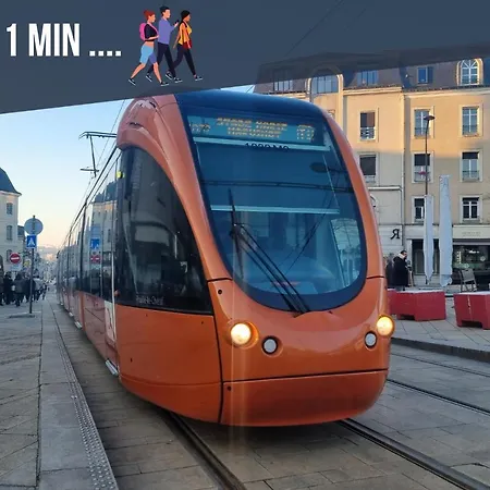 Daire Sweet Nina Jazz Pour 5 Voyageurs, Situe A La Place De La Republique, Avec Parking Et Lit Queen Size *