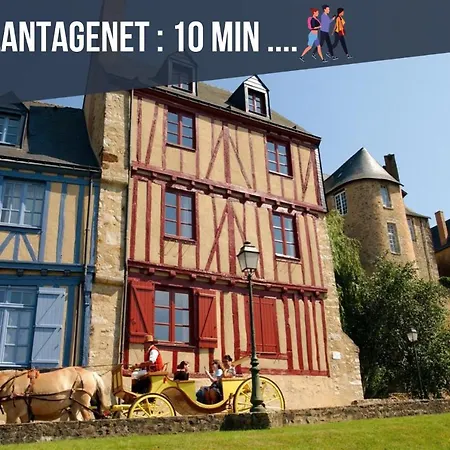 Sweet Nina Jazz Pour 5 Voyageurs, Situe A La Place De La Republique, Avec Parking Et Lit Queen Size *