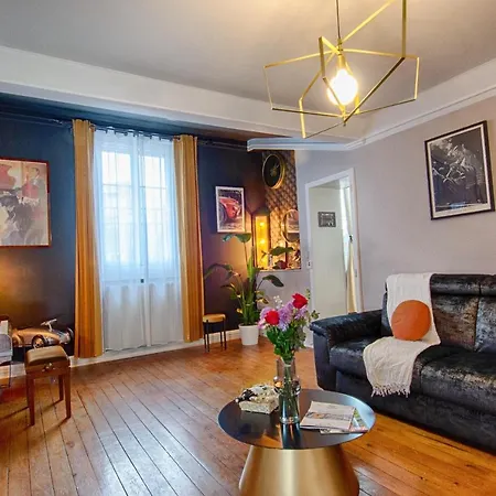 Sweet Nina Jazz Pour 5 Voyageurs, Situe A La Place De La Republique, Avec Parking Et Lit Queen Size アパート *