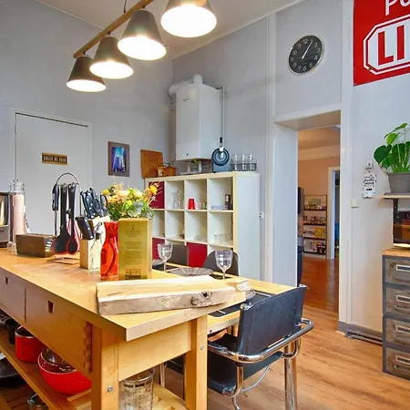 公寓 Sweet Nina Jazz Pour 5 Voyageurs, Situe A La Place De La Republique, Avec Parking Et Lit Queen Size 勒芒