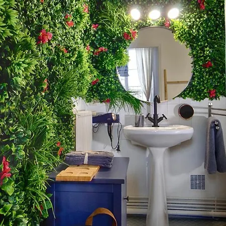 Sweet Nina Jazz Pour 5 Voyageurs, Situe A La Place De La Republique, Avec Parking Et Lit Queen Size 公寓