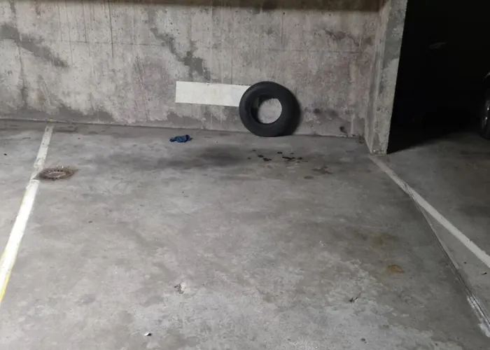 Sweet Nina Jazz Pour 5 Voyageurs, Situe A La Place De La Republique, Avec Parking Et Lit Queen Size * 勒芒