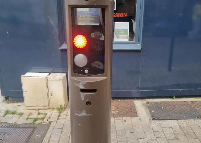 Sweet Nina Jazz Pour 5 Voyageurs, Situe A La Place De La Republique, Avec Parking Et Lit Queen Size 公寓